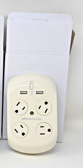 36037-2ca3es 360 Electrical New Set Of 3 Revolve 3.4 Surge Protector With 4 Outlets And Usb Ports