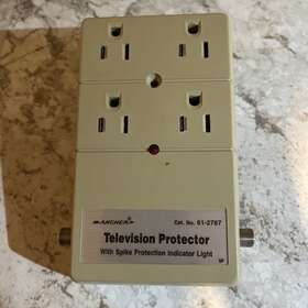 Archer 078693021077 4 Power Outlets Surge Protection Indicator Light Tv Coax Nos Vintage Radio Shack