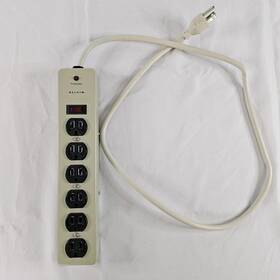 F9d601-04 Belkin Metal Case Surge Protector 6 Outlets Thick Cable Please Read