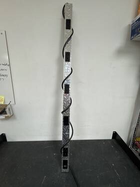 Lts-10z2300-2u Commercial Electric Power Strip With Usb 10-outlet And Circuit Bre