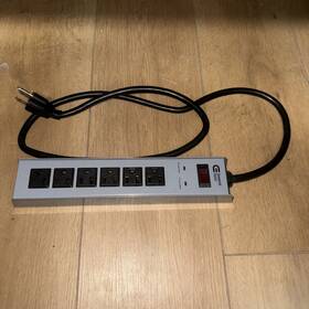 Ylpt-44-1 Commercial Electric Metal Surge Protector 6-outlet 4-ft Cord