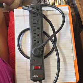 16056 Cyberpower 6-outlet Surge Protector Power Strip Rj11 6ft Black 1875w Mpn