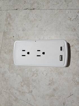 Cyberpower 649532933389 2-outlet Surge Protector Usb-a Usb-c Wall Tap