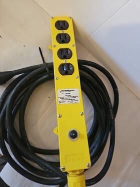 Aflk-0003 Daniel Woodhead Industrial Power Outlet Strip 05385 16a 125v-20ft Cord