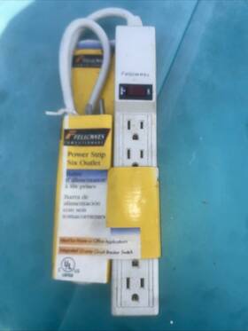 Crc-99000 Fellowes Crc 99000 6 Outlet Power Strip 4 Foot Cord Nos