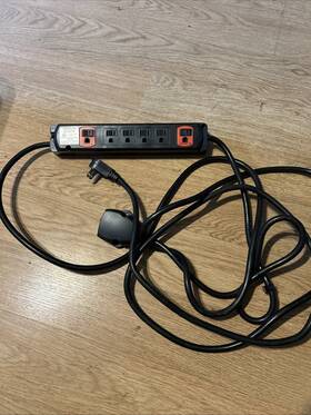 Fc-715-6 Furnlite Plug Outlet With 15 Amp Breaker And A Remote Switch. Used