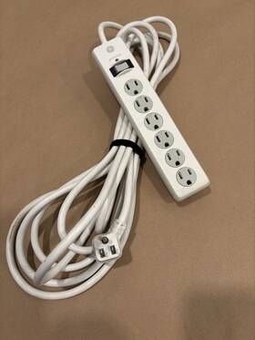 Ge 313039735707 6 Outlet Surge Protector Power Strip 20 Feet Long New Condition
