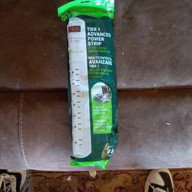 Aps7t1 Greenlite 7-outlet White Surge Protecting Power Strip Energy-saving Cord