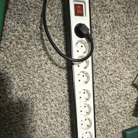 Hama 00047823 6-outlet Power Strip With On/off Switch Type F 220-240v 16a 3500w