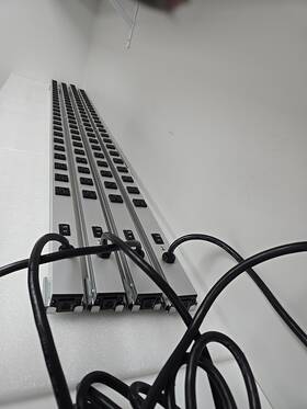 1587h24b1 Hammond Manufacturing Lot Of 4 Wide-spaced 24-outlet Heavy Duty Metal Power Strip 6ft Extension 15a