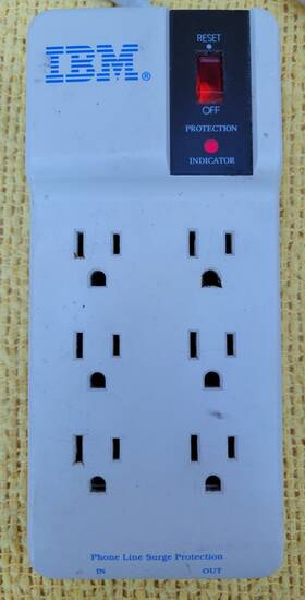 00011 Ibm Relocatable Power Tap 1875 Watts 15a/125 Vac 6 Outlets - 2 Phone Lines