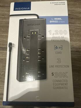 Ns-hw608 Insignia Insignia- 8-outlet 1 200 Joules Surge Protector - Black