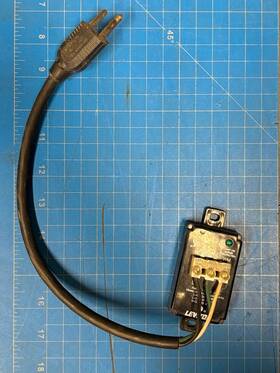 3800-wm Leviton 125v Surge Protection Device
