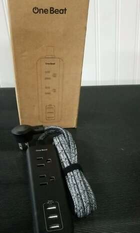 One Beat 313046023002 Power Strip With 3 Usb Charging Ports And 2 Outlets Desktop Station