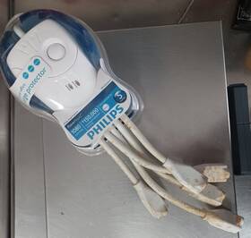 Spp1592wa Philips Spp1592wa/17 5 Outlets 1080 Joules Surge Protector