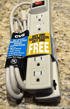 Total Home - Cvs 050428278307 2 - New Six Outlet Power Strip Surge Suppressor Ul Built In Breaker
