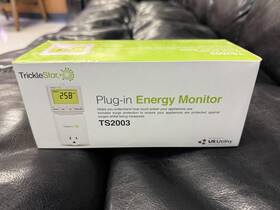 Ts2003 Tricklestar Plug-in Energy Monitor Meter With Surge Protector And Lcd