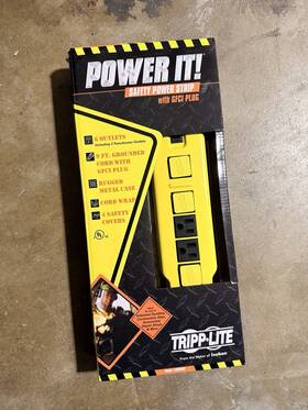 Tlm606gf Tripp Lite 6-outlet Power Strip 9 Ft Cord Gfci Plug Metal Case Yellow/black