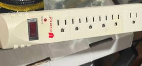 71641 Universal 71614 6 Outlet Surge Protector Model Z50