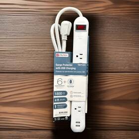 057-1324 Utilitech 4ft 6-outlet 1800 Joules 1875-watt White Indoor Usb/ac Surge Protector