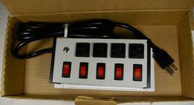 Ul208bc Wiremold Plug In Outlet Center 4 Outlets 15a 6ft Cord Power Strip