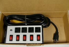 Ul208bd Wiremold Plug In Outlet Center 4 Outlets 15a 15ft Cord Power Strip