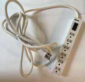 414508806 Woods 041450 6-outlet Surge Protector With 2-foot Cord 250 Joules Of Protection