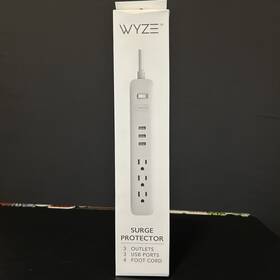 Wyze 859696007141 Surge Protector 3 Usb Ports Outlets 15a Overload Protection 4ft Cord New
