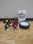 Activision Skylanders Giants Wii Game + Portal Of Power, Usb Cable 6 Figures. Fixed Price $30.00.