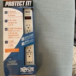 Tripp-lite Protect It! Surge Suppressor 6 Outlets Ft 990 Joules Cool Gray L4A. Fixed Price $24.99.